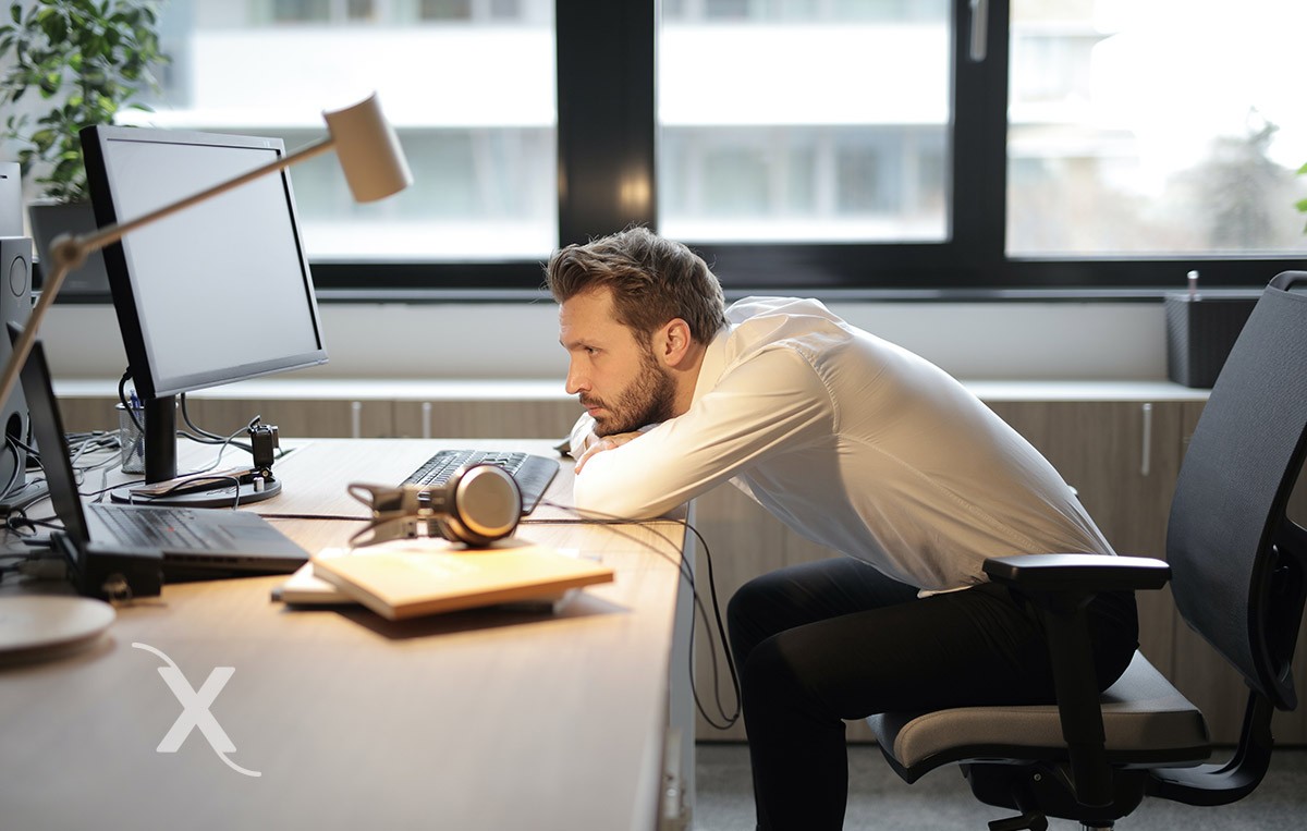 Bioxnet Branding and Web Design Studio | 5 consejos para manejar comentarios negativos en redes sociales