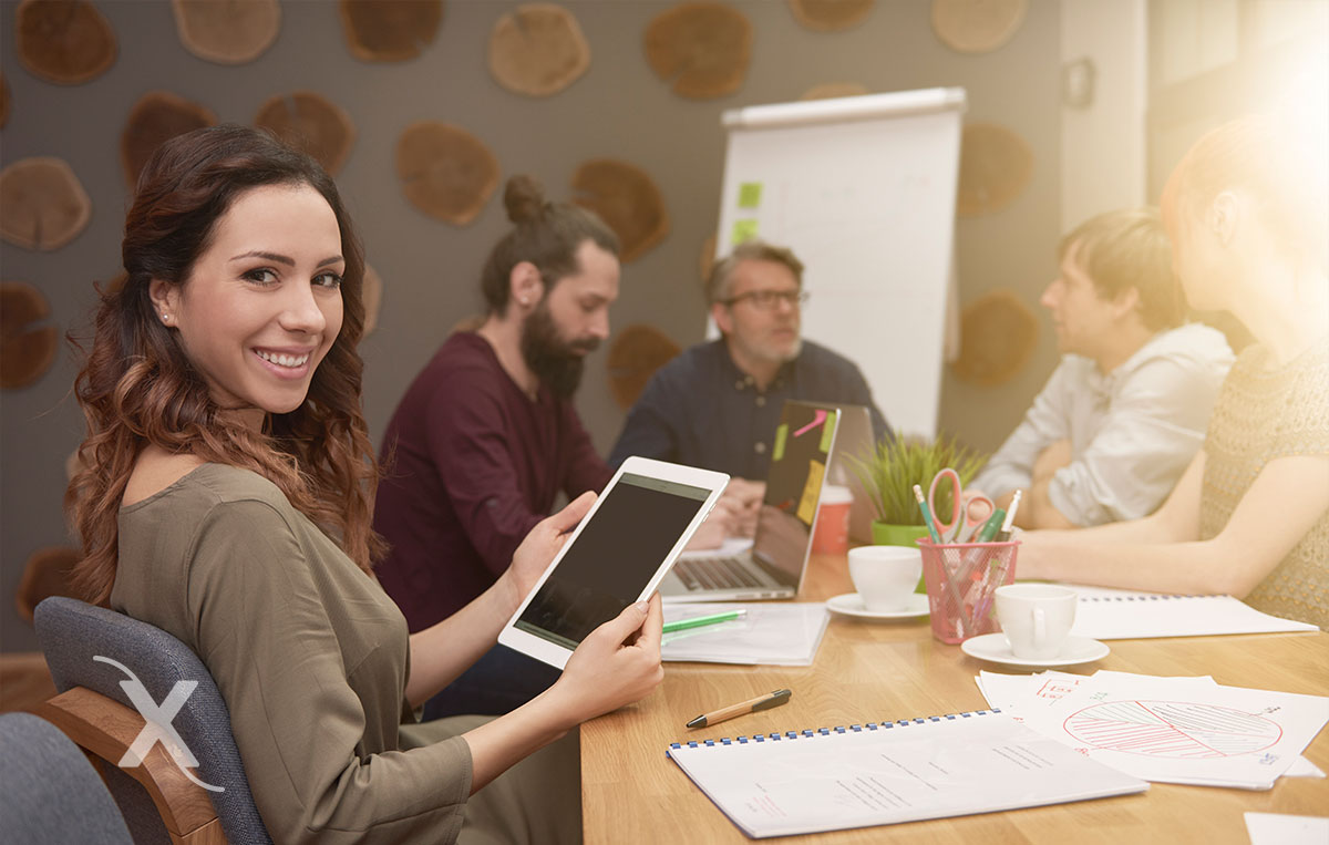 Bioxnet Branding and Web Design Studio | 6 consejos para que tu marca destaque en redes sociales.