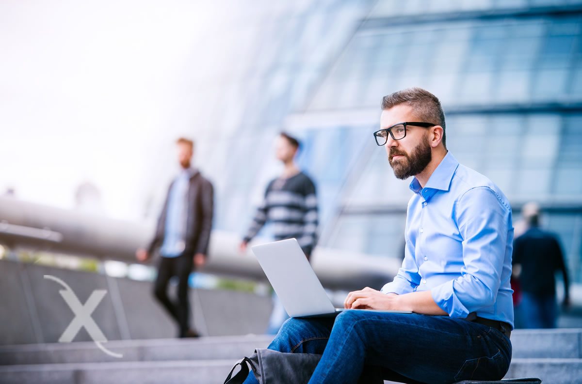 Bioxnet Branding and Web Design Studio | ¿Cuál es la diferencia entre un dominio y un hosting?